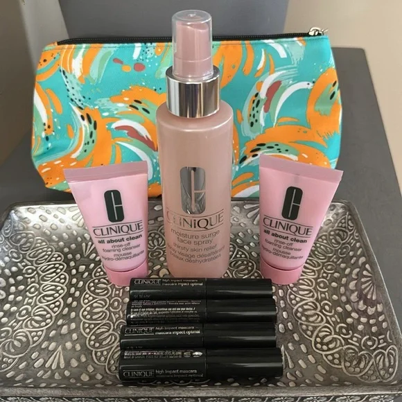 NWT Clinique Bundle- Moisture Surge Face Spray 4.2, 2 Cleansers, 4 Mascaras - Picture 2 of 8